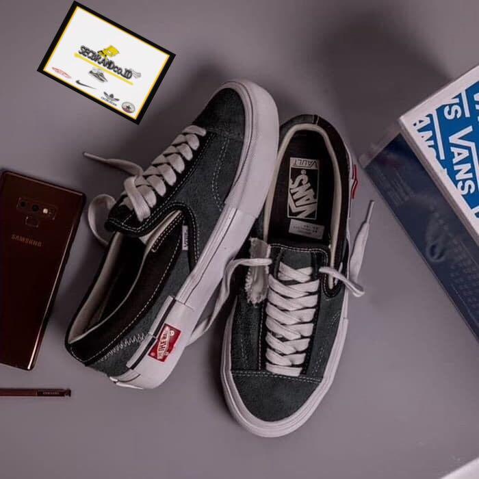 Vans vault og slip on cut and paste hotsell