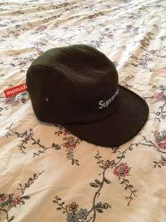 Supreme wool cap