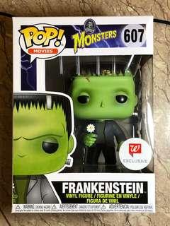 Funko Pop Universe Monster Frankenstein holding Flower