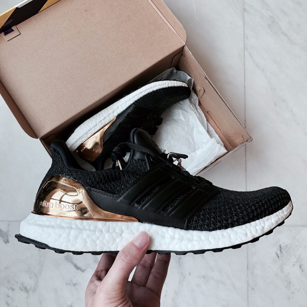 Adidas Ultra Boost Gold Medal, Men's Fashion, Footwear, Sneakers on  Carousell