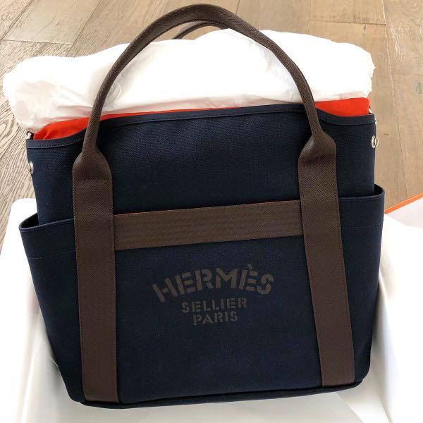 Brand new Hermes grooming bag, Luxury 
