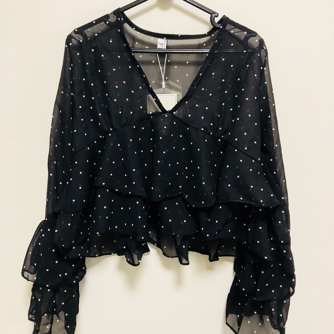 black top chiffon sleeves