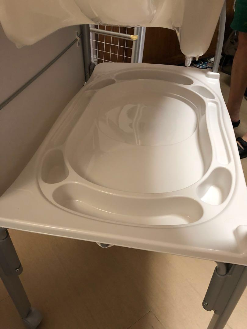 changing table over bathtub