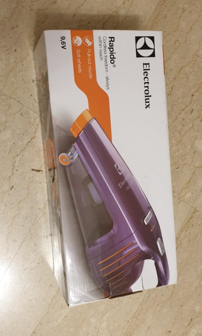 Electrolux Cordless Handheld Vaccum Cleaner, TV & Home Appliances