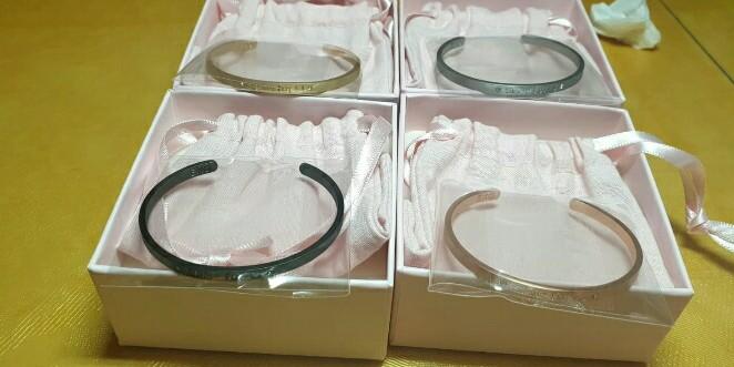 EXO SMTOWN GIFTSHOP KOREA OFFICIAL GOODS SMile for U UNICEF BRACELET NEW