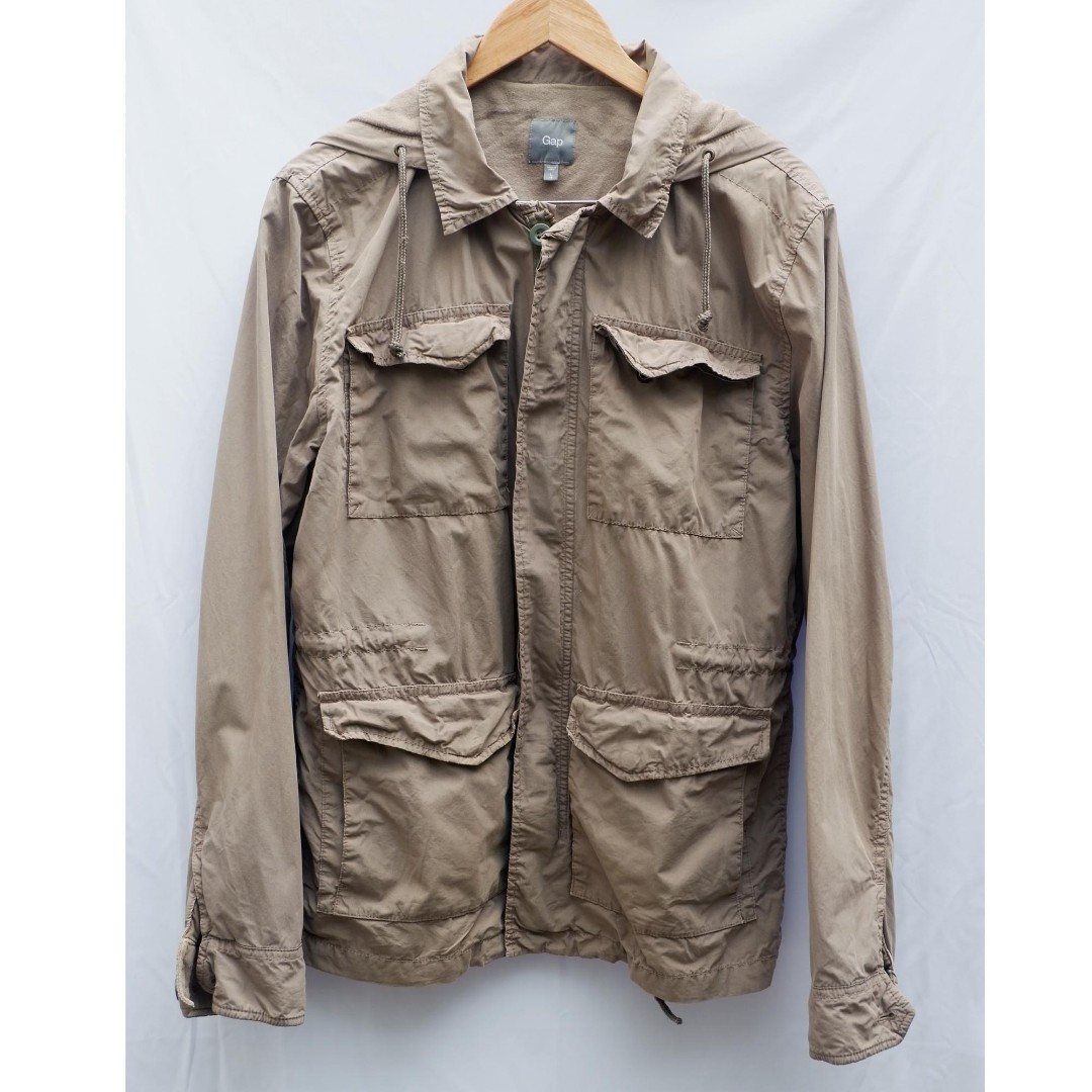 GAP Military Looks Parka Jacket, Men's Fashion, Men's Clothes, Tops on Carousell