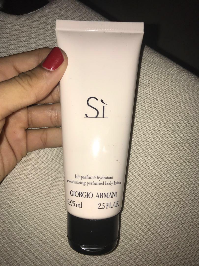 Giorgio armani si moisturizing perfumed body deals lotion