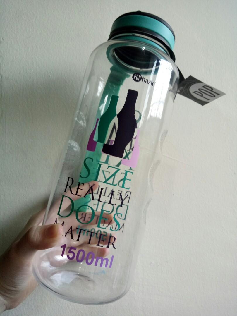 Good Deal 1 5l Water Bottle Everything Else On Carousell