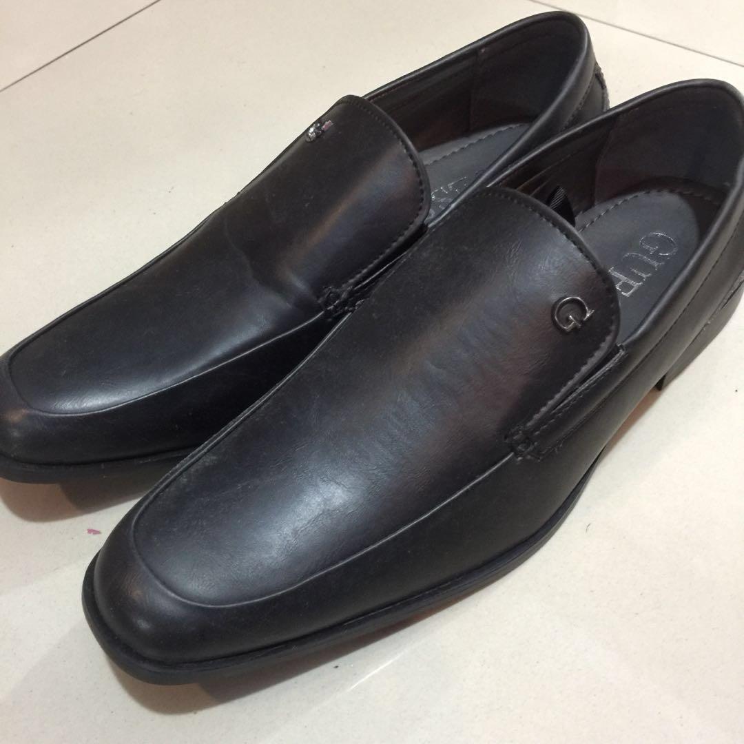 guess black leather shoes