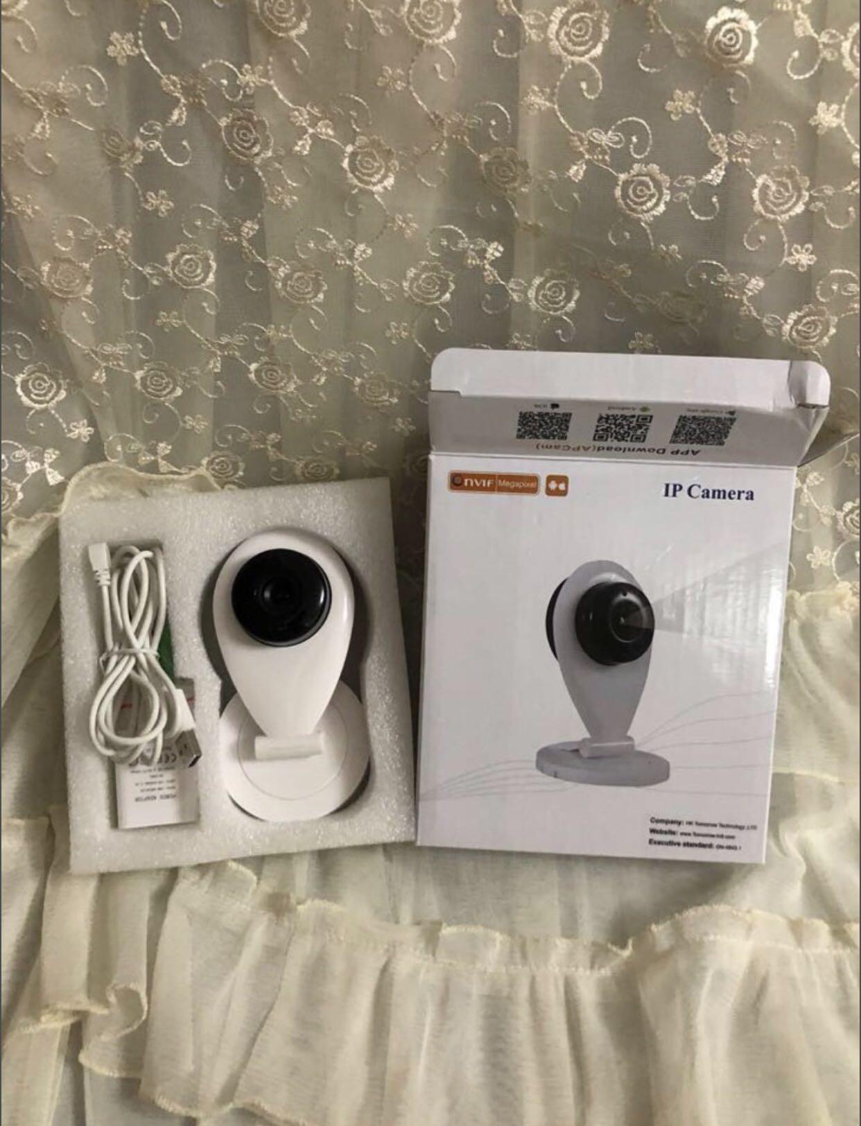IP camera （分類：相機）位於 Hong Kong。 由 szebbbbbb 提交（商品編號 204747831，圖片 1）。簡介： 只用過兩次！ 近乎全新！ 就我優先 可小議。