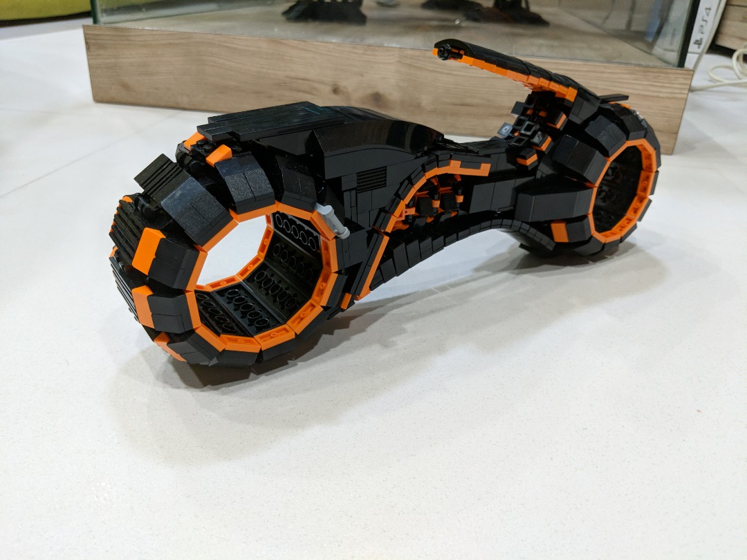 Lego tron moc top
