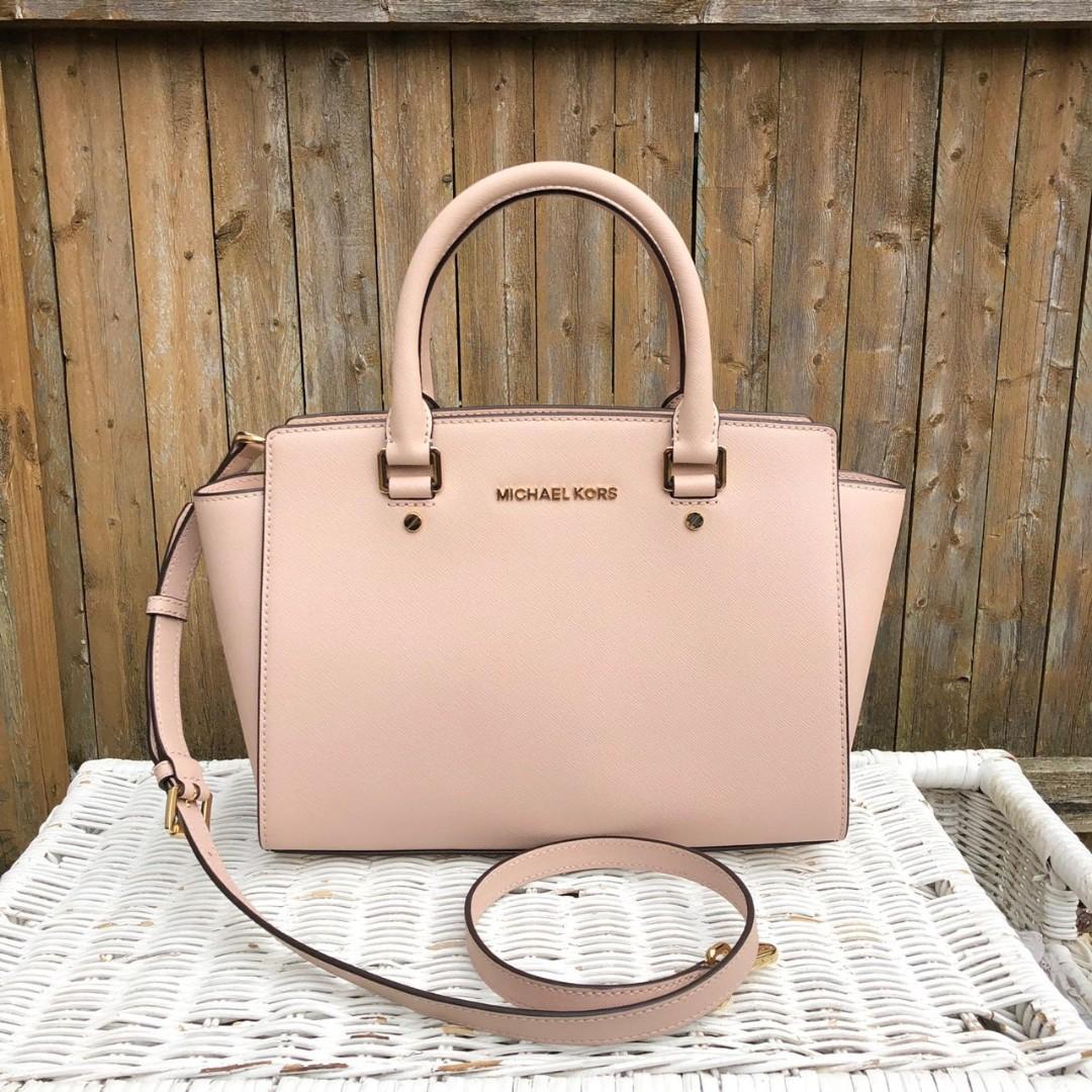 Michael Kors Selma TZ Satchel in Soft Pink, Women's Fashion, Cross-body Bags on Carousell