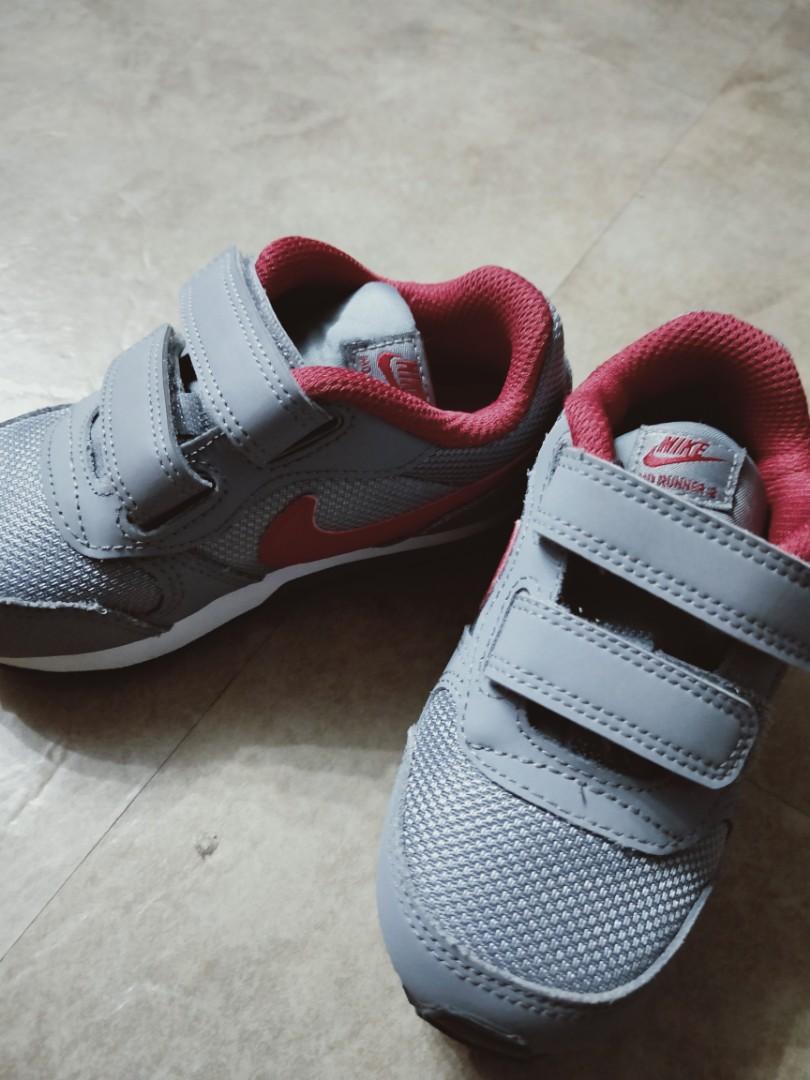 nike toddler size 8 shoes