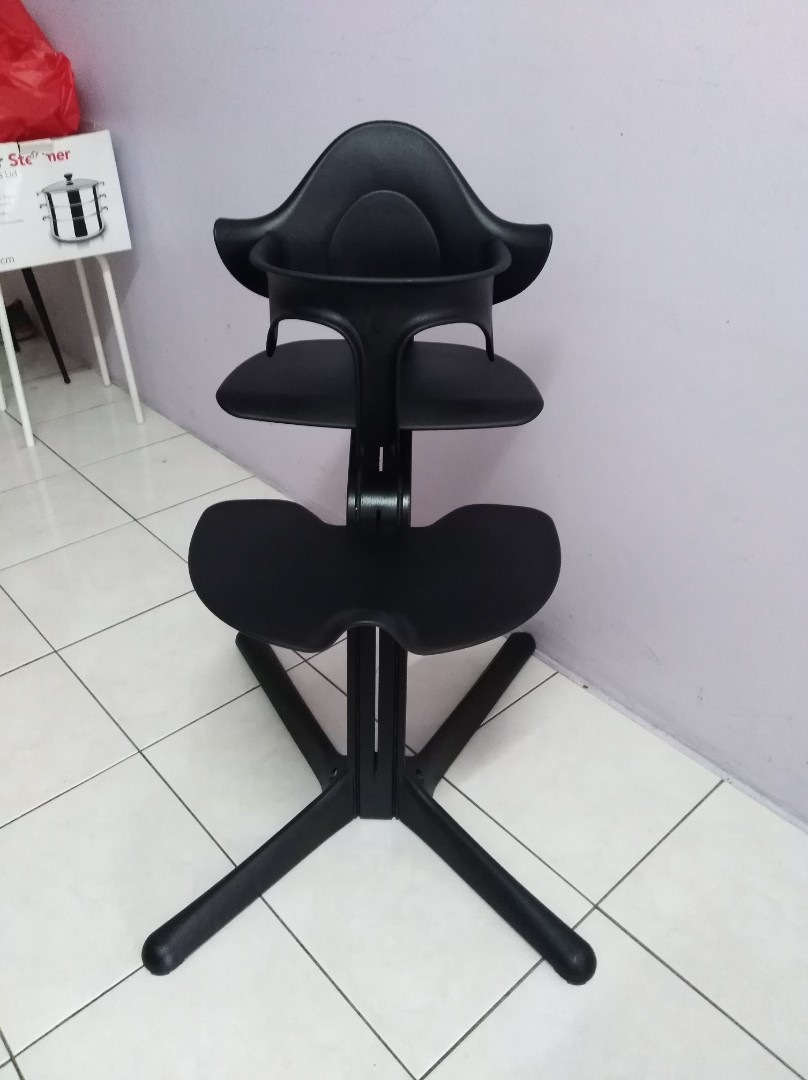 Nomi highchair sale store