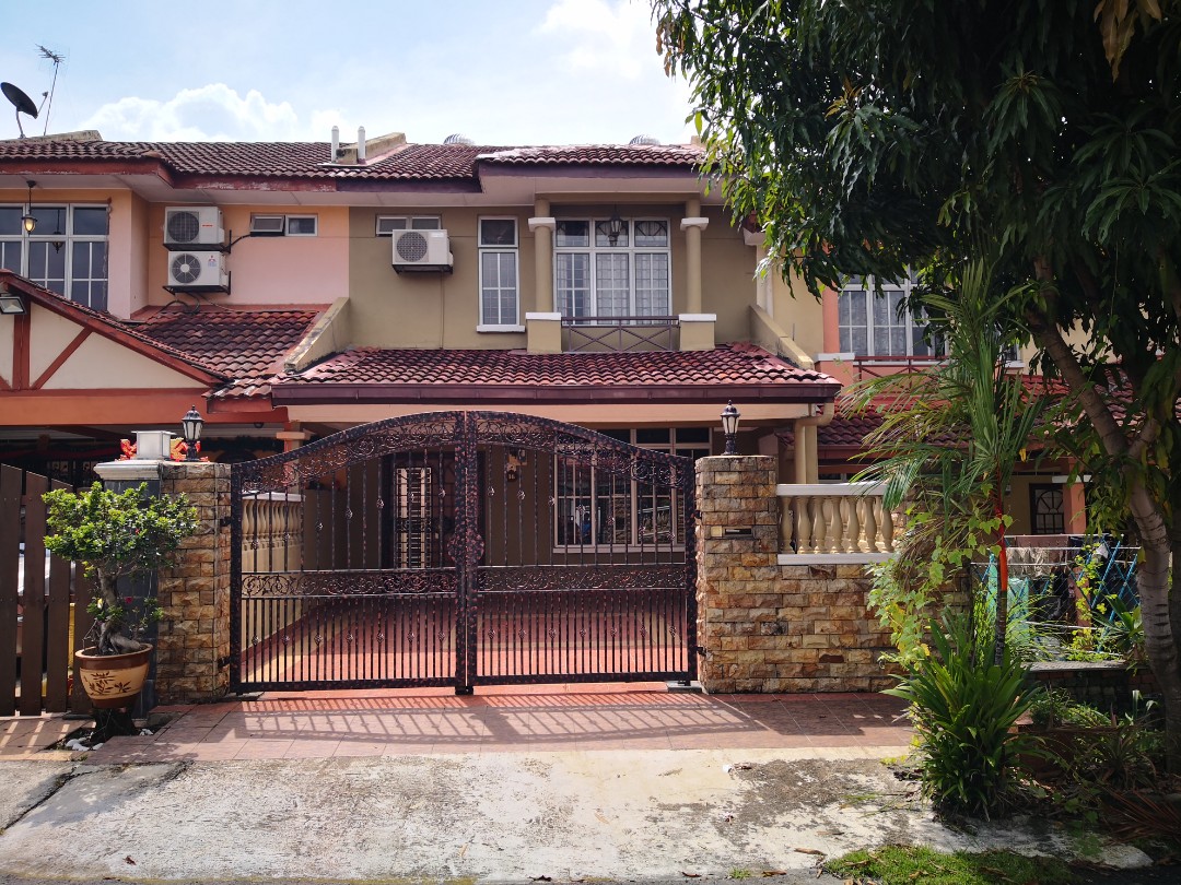 Renovated, Double Storey Terrace, Bandar Mahkota Cheras seksyen 2