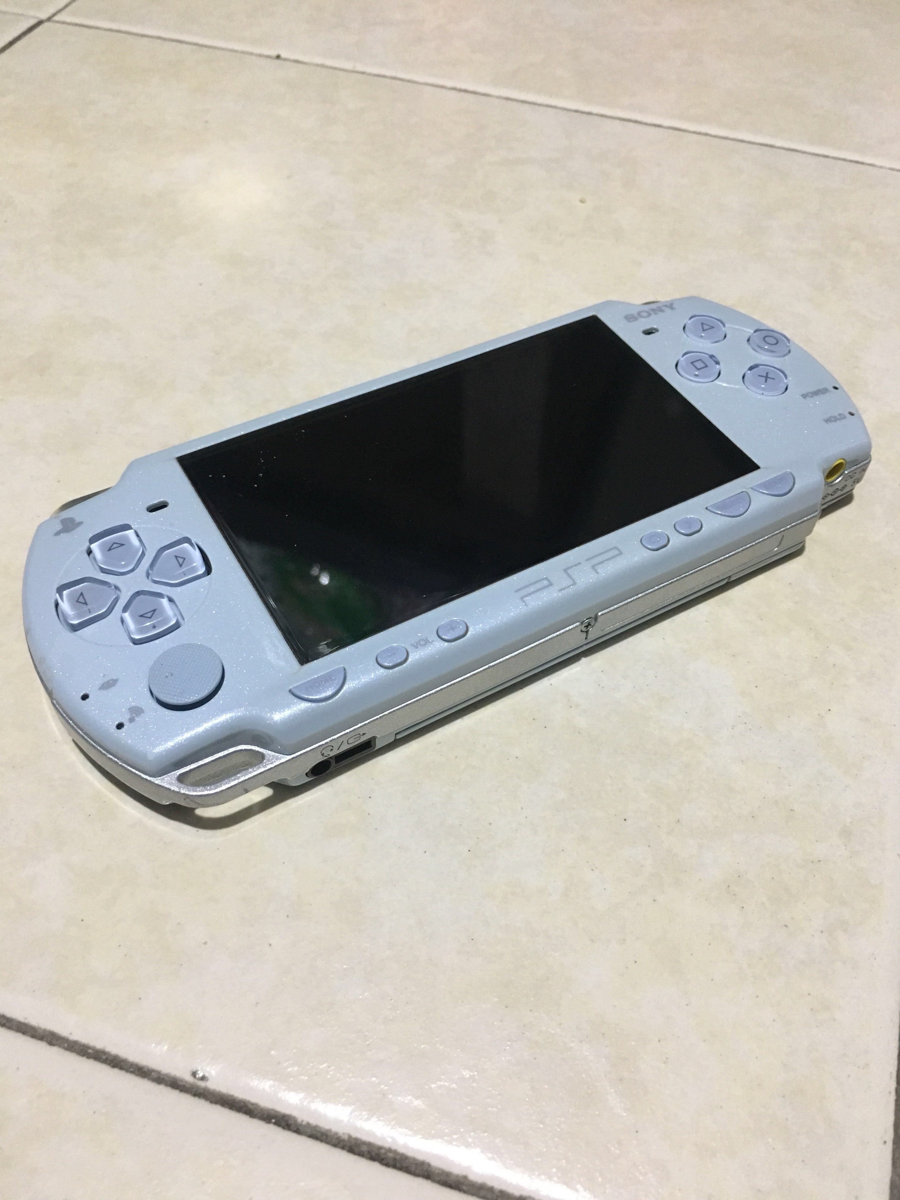 Sony PSP 3006, Video Gaming, Video Game Consoles, PlayStation on Carousell