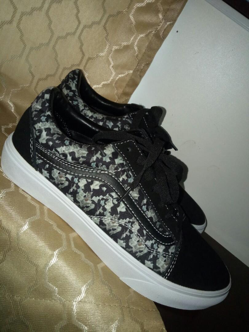 size 7.5 mens in womens