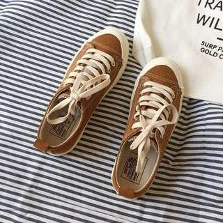 Uzzlang Brown Sneakers