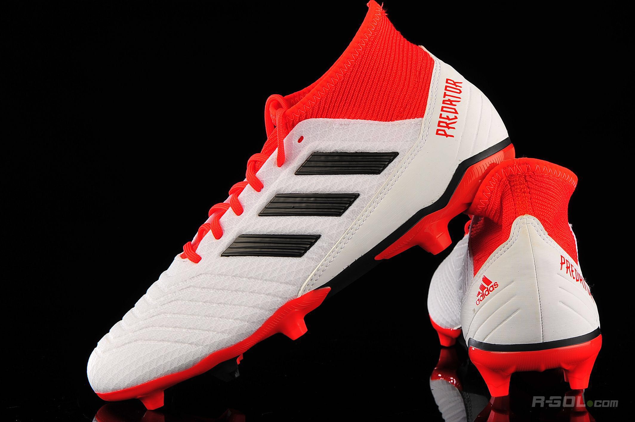 Mens adidas predator deals 18.3