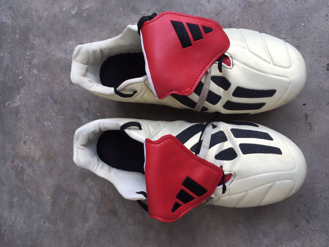 Olx adidas predator discount