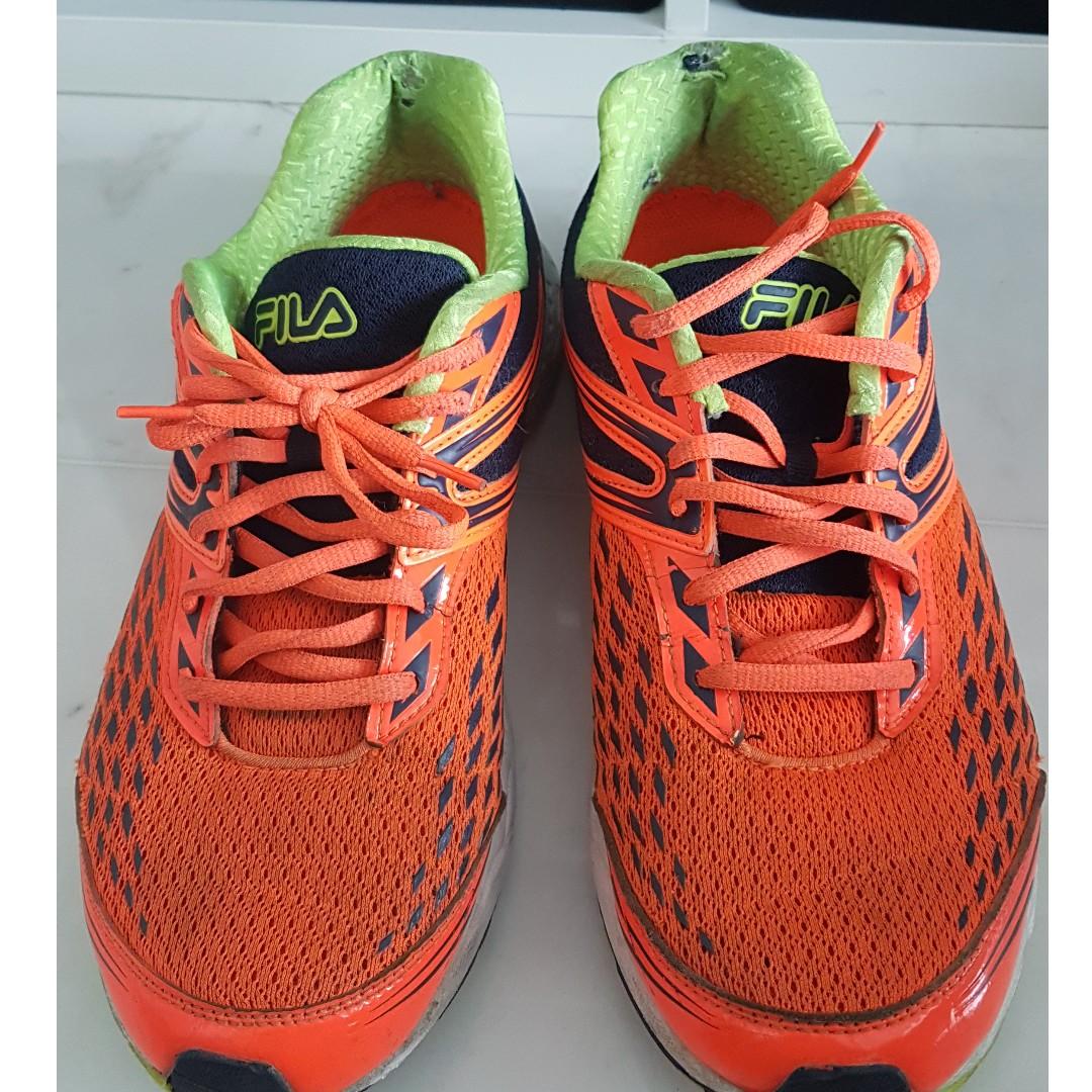 fila sports shoes price