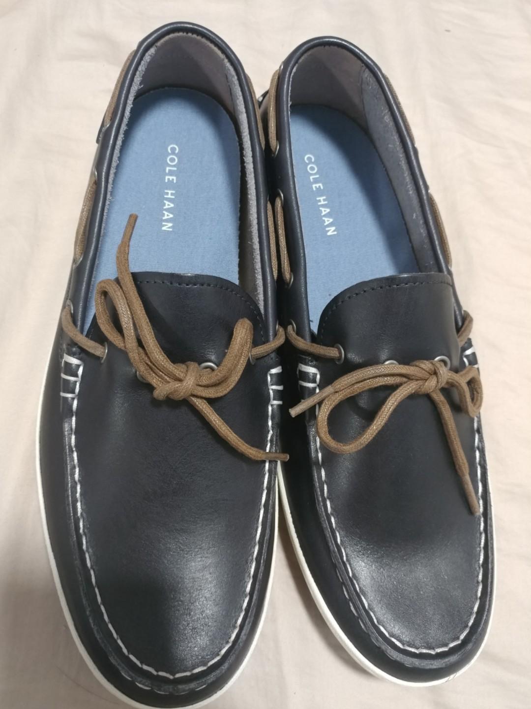 mens boat shoes size 11