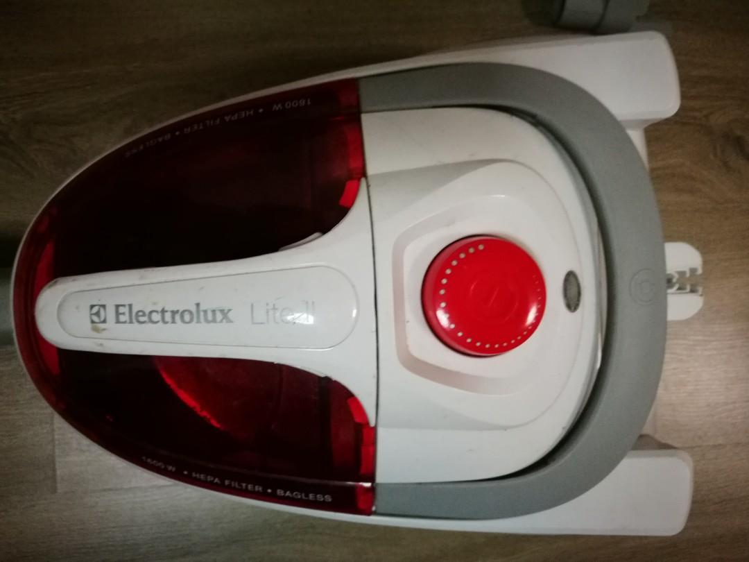 Electrolux vacuum, TV & Home Appliances, Vacuum Cleaner & Housekeeping ...