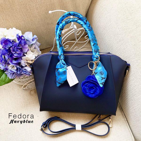 Fedora Bag (Category: Tote Bags) located in Quezon City. Submitted by everythingnewph (Listing ID 204960351, Image 3). Description: Inclusions: 2 twilly scarf 1 charm 1 sling strap 1 plain dust bag.