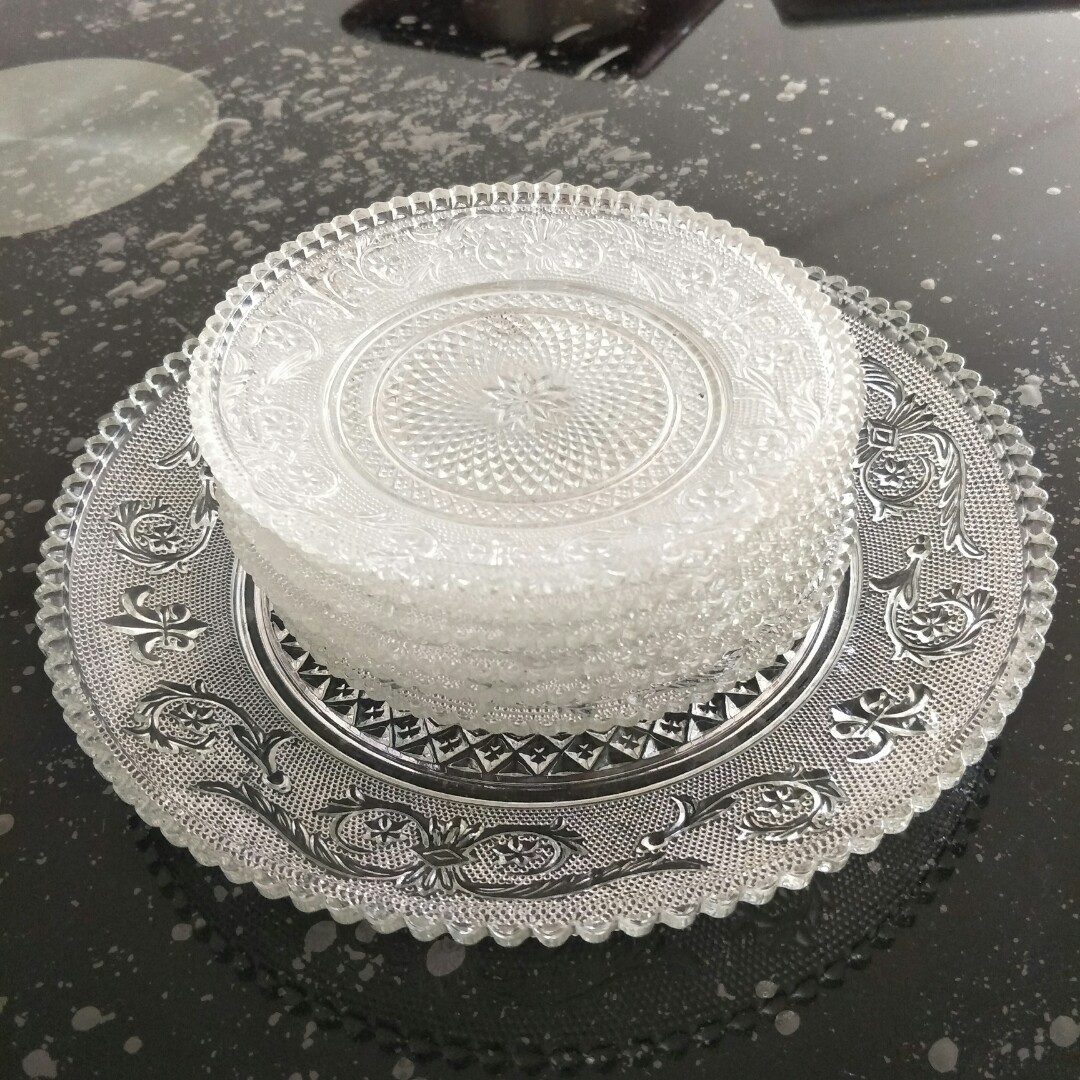Glass Plates, Furniture & Home Living, Kitchenware & Tableware, Other ...
