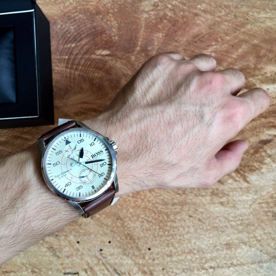 Hugo Boss Aviator Pilot Men s Watch with Dockers Furn Wallet
