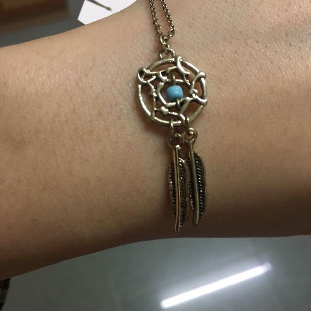 全新Lovisa necklace （分類：飾物及配件）位於 Hong Kong。 由 mandyho125 提交（商品編號 148728362，圖片 1）。簡介： 購自澳洲著名飾品店-Lovisa。