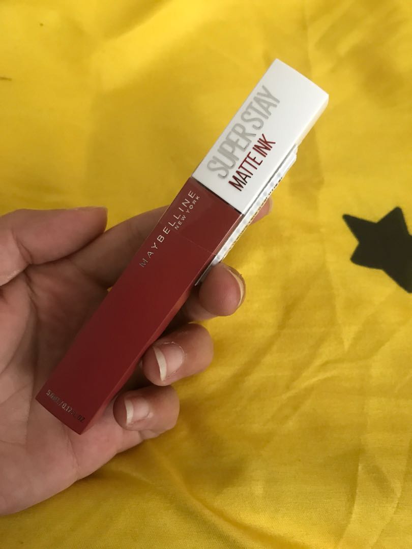 delicate maybelline superstay