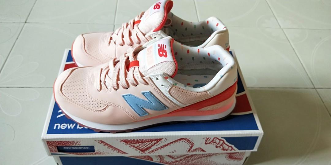 new balance 574 cream and rose gold trainers