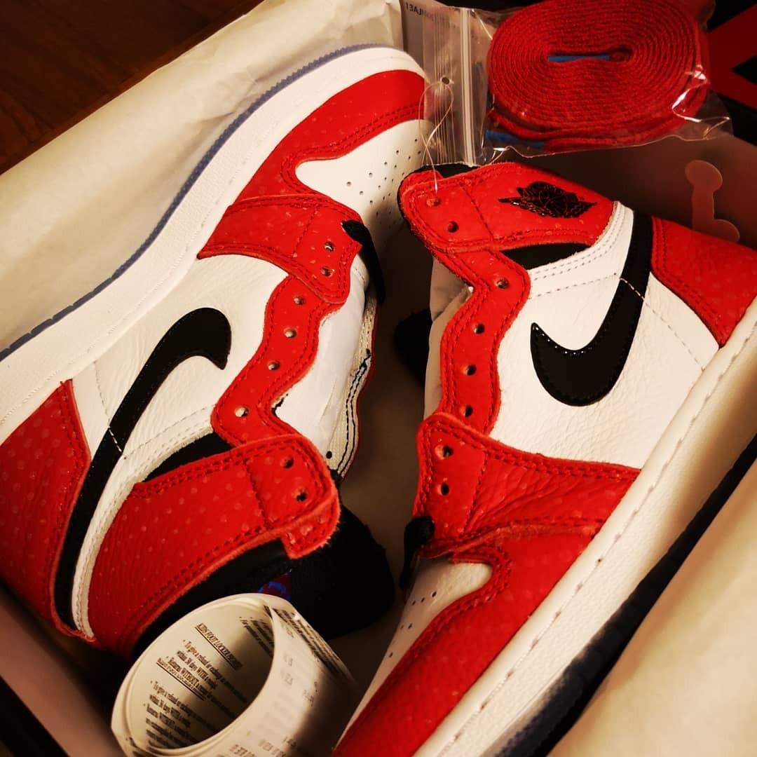 Nike Air Jordan 1 Retro High GS OG 'Origin Story' 'Spider-Man', Men's  Fashion, Footwear, Sneakers on Carousell