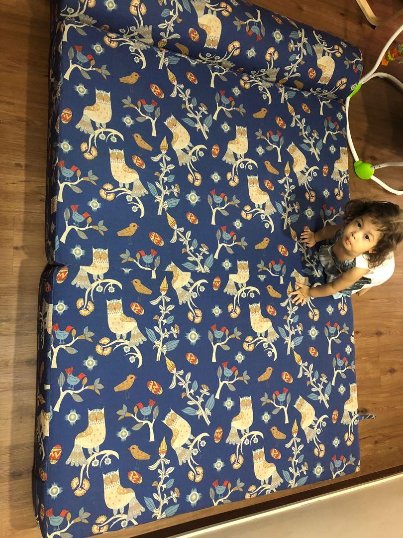 Seahorse Super Single Sofa Bed with cover, Furniture & Home Living