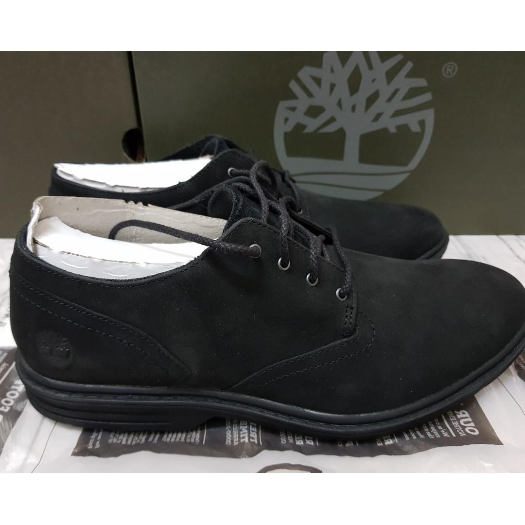 sawyer lane waterproof oxford