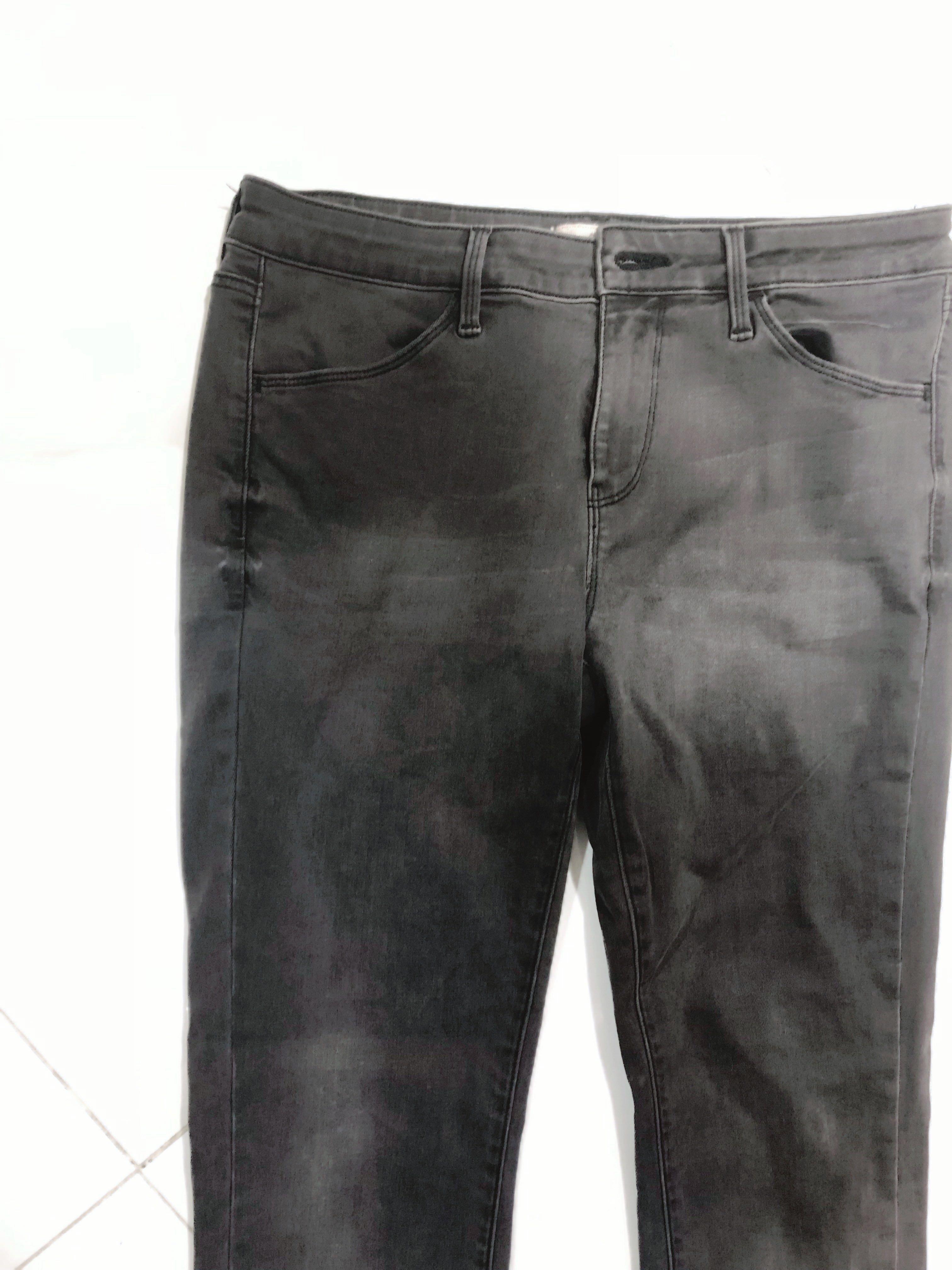 Uniqlo] Size 27 Dark Grey Jeans, Women 