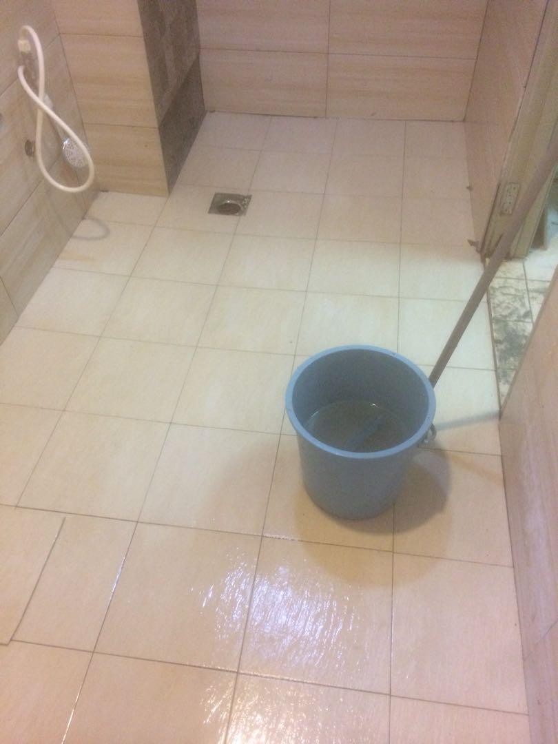 Upah pasang tiles, Services, Home Services, Renovations on Carousell