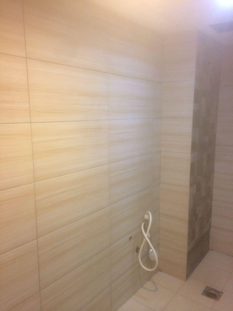 Upah pasang tiles, Services, Home Services, Renovations on Carousell