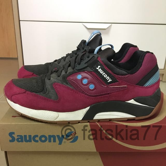 saucony grid 9000 3 dots red