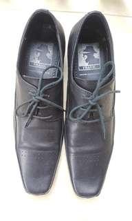 Black leather men's shoes
