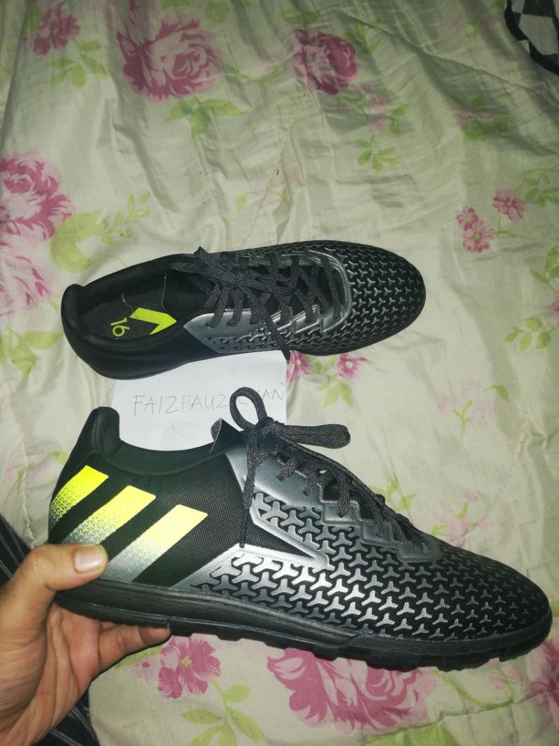 Kasut futsal adidas 2018 shop