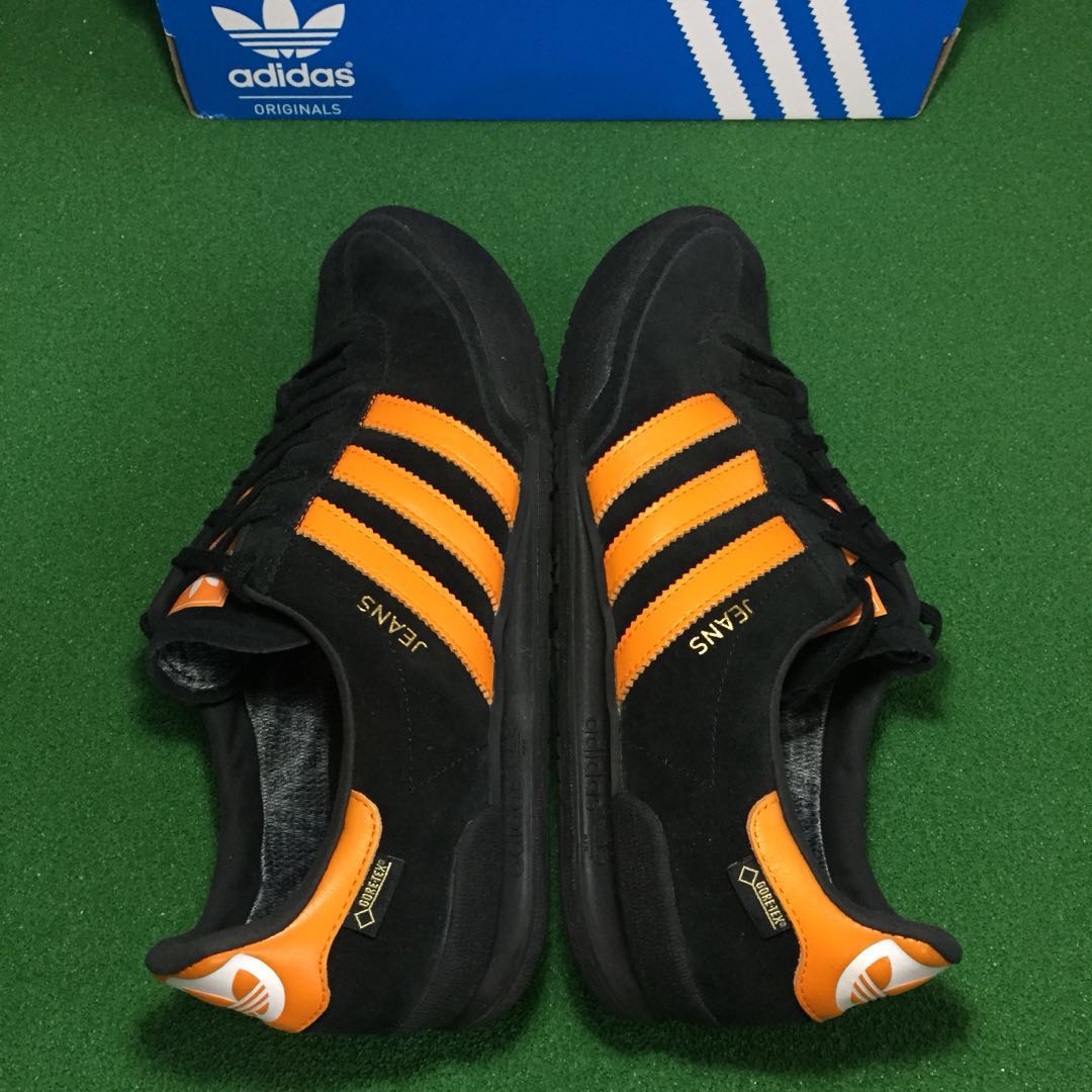 ADIDAS ORIGINALS JEANS GORETEX