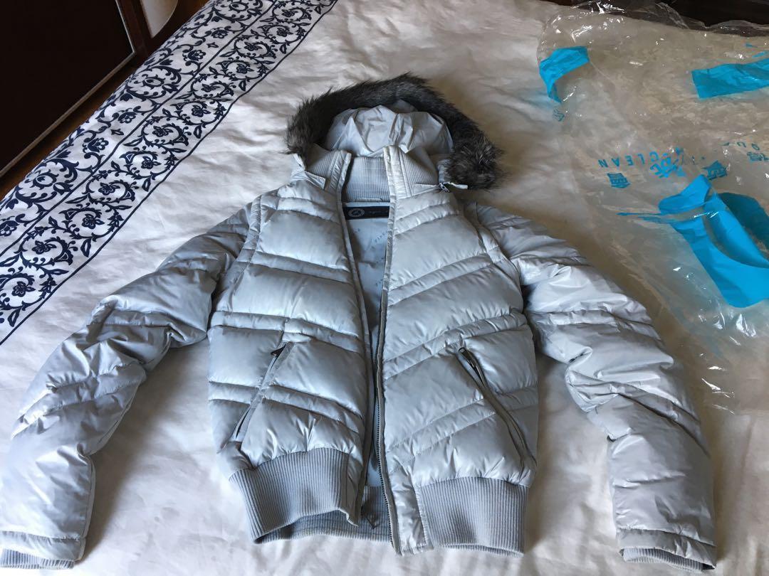 Agnes b 羽絨sport b down jacket size3, 女裝, 外套及戶外衣服- Carousell