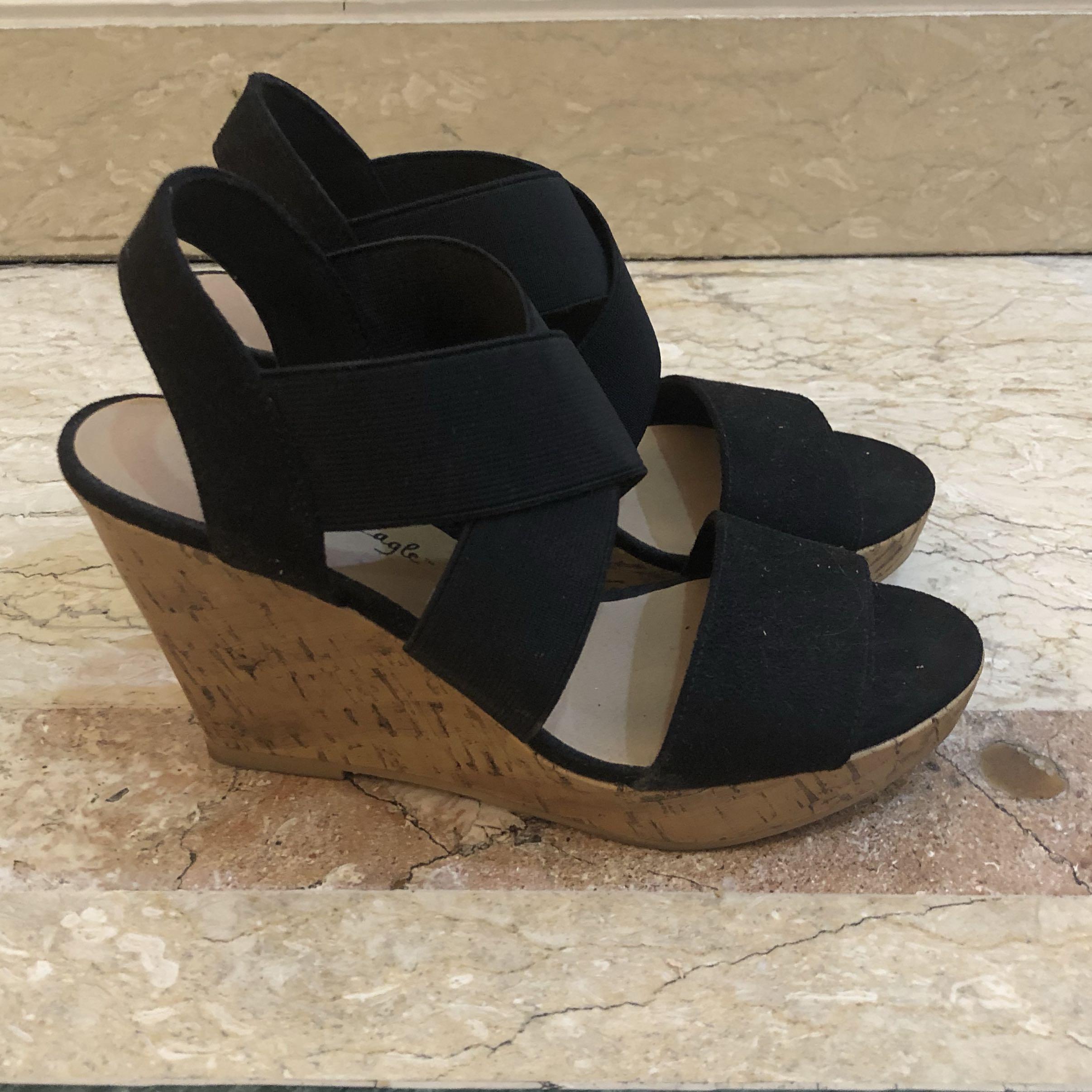 American Eagle Wedges Sandal size 36