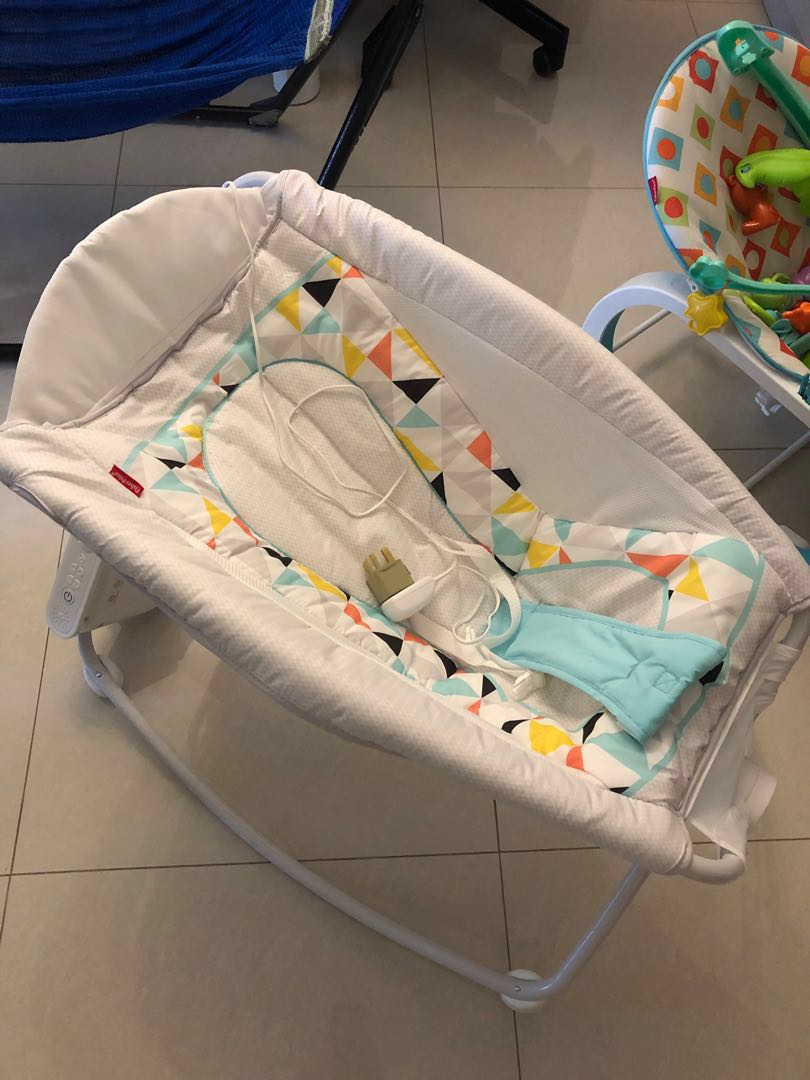 automatic baby rocker fisher price