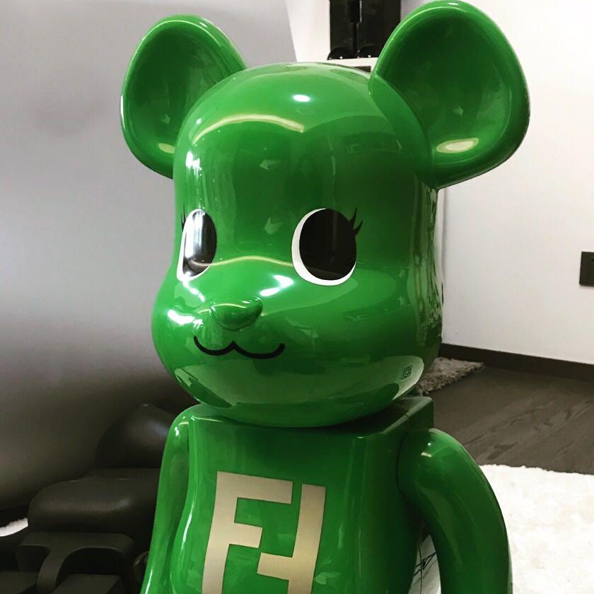 Fendi shop bearbrick 1000