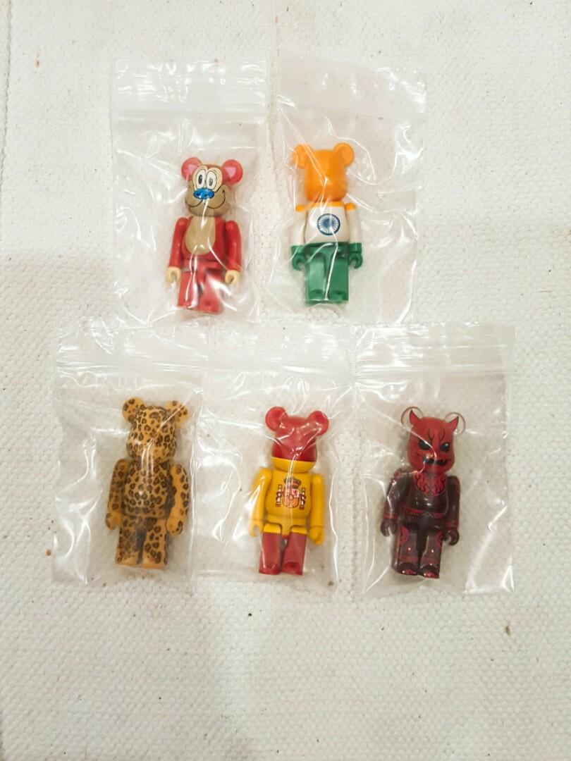 bearbrick series 18