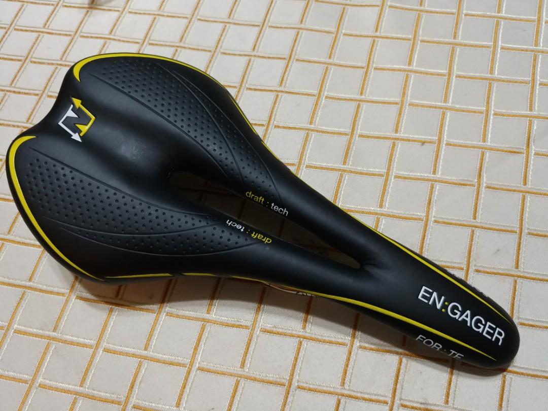 forte bike saddle