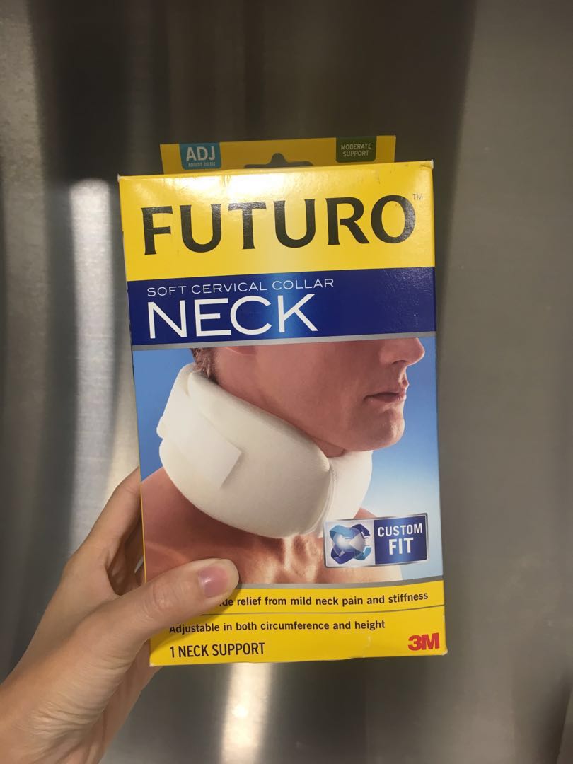 FUTURO™ Soft Cervical Collar Adjustable